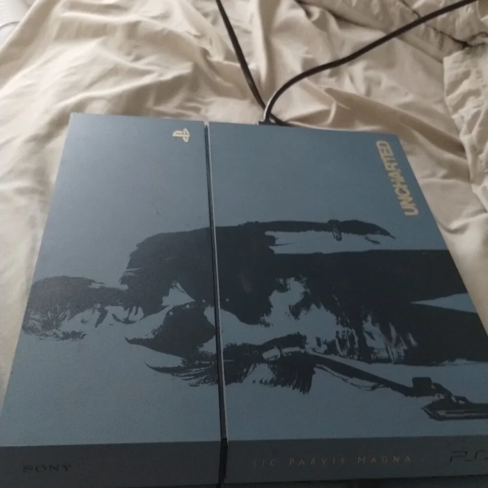 Limited edition PS4 with HDMI power cord and controller